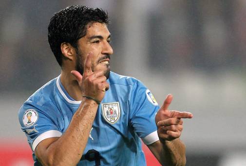 BANG BANG : Luis Suarez is set to gun down opponents with his clinical attacking displays (Photo : Reuters/ Enrique Castro-Medivil)
