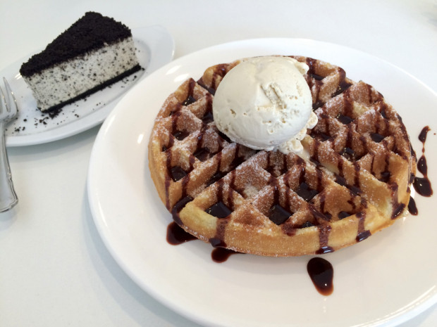 IceCream_Mootime Waffle and Cake