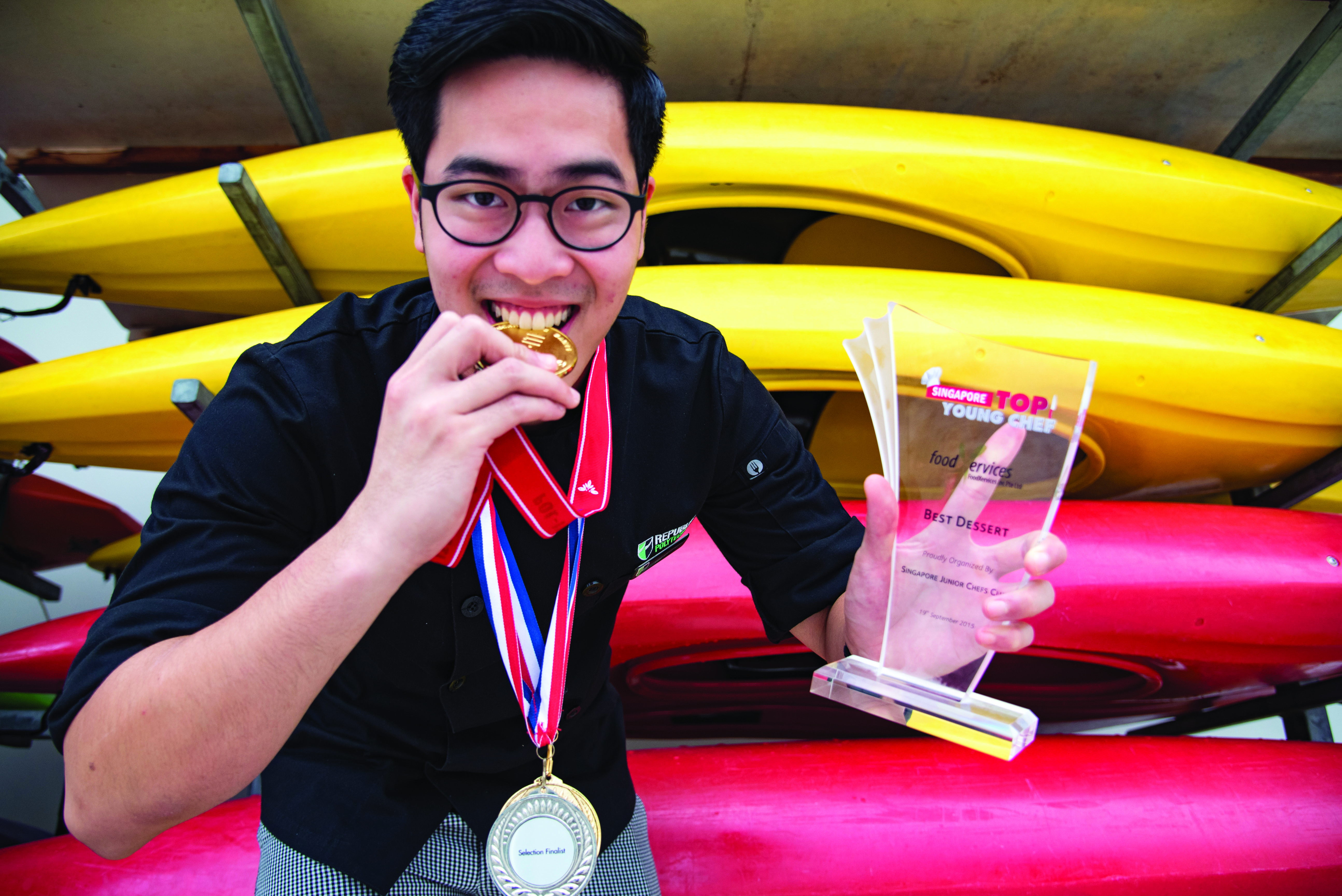 THE SPORTY CHEF: At only 20, canoeist Tan Wei Shan has won Mediacorp’s Neighborhood Chef 2, bagged a gold medal in POL-ITE Games and was recently named Sportsman of the Year at the Glitz Awards. Photo: Angela Lim